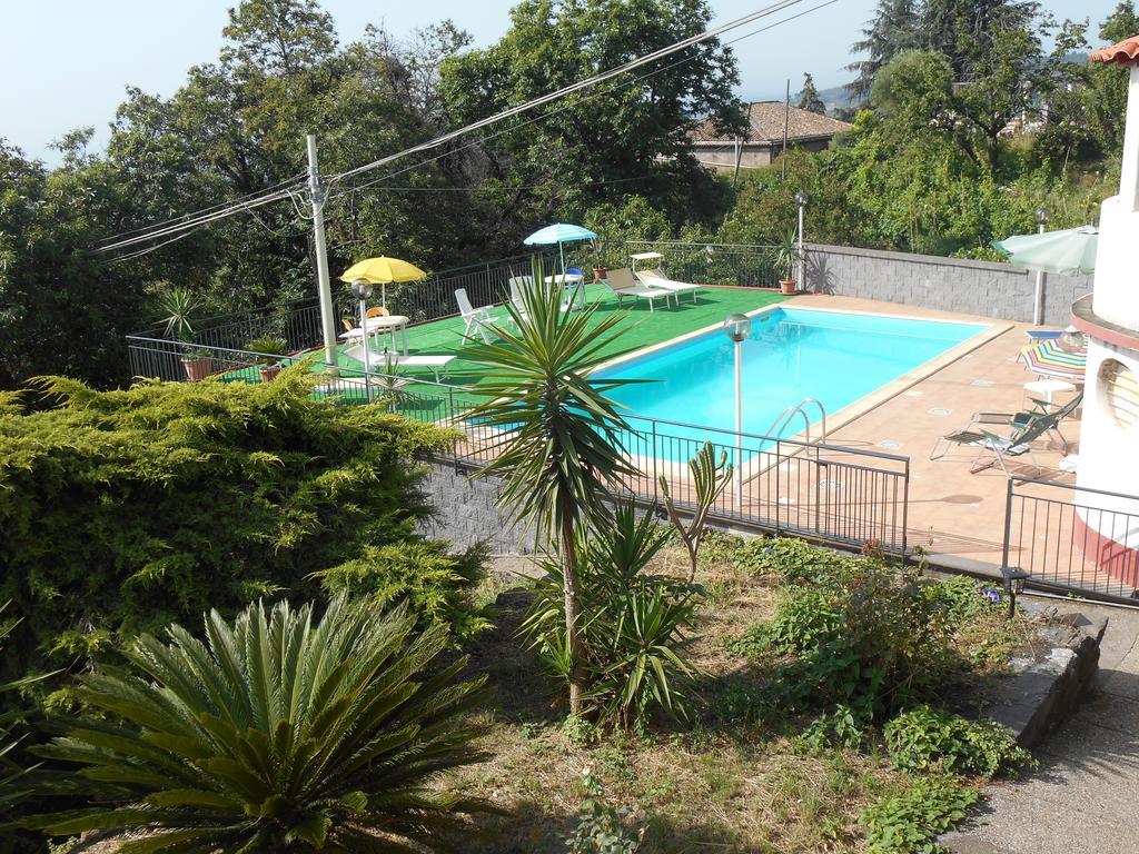 Al Villino Sunshine In Villa Con Piscina Ed Idromassaggio Sant'Alfio Bagian luar foto